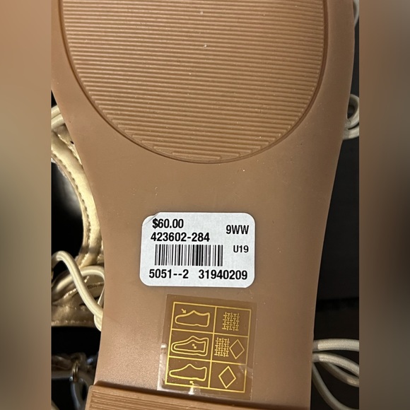 NWT Addition-Elle 9WW gold metallic gladiator sandals - Picture 10 of 12